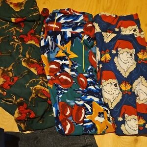 Gently Used Lularoe Christmas Legging OS